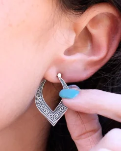 Aros Naga