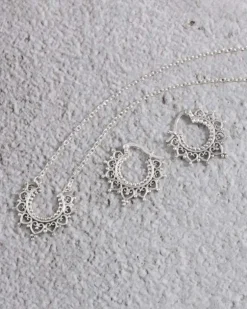 Collar Heket