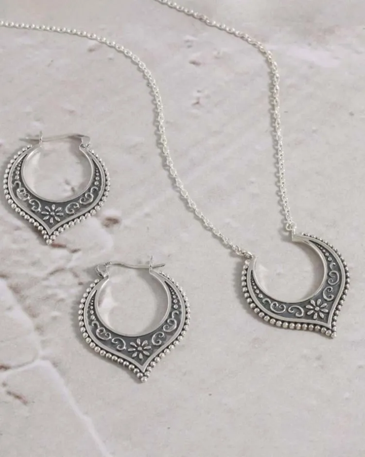 Collar Maat