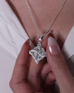 Collar Sihiri