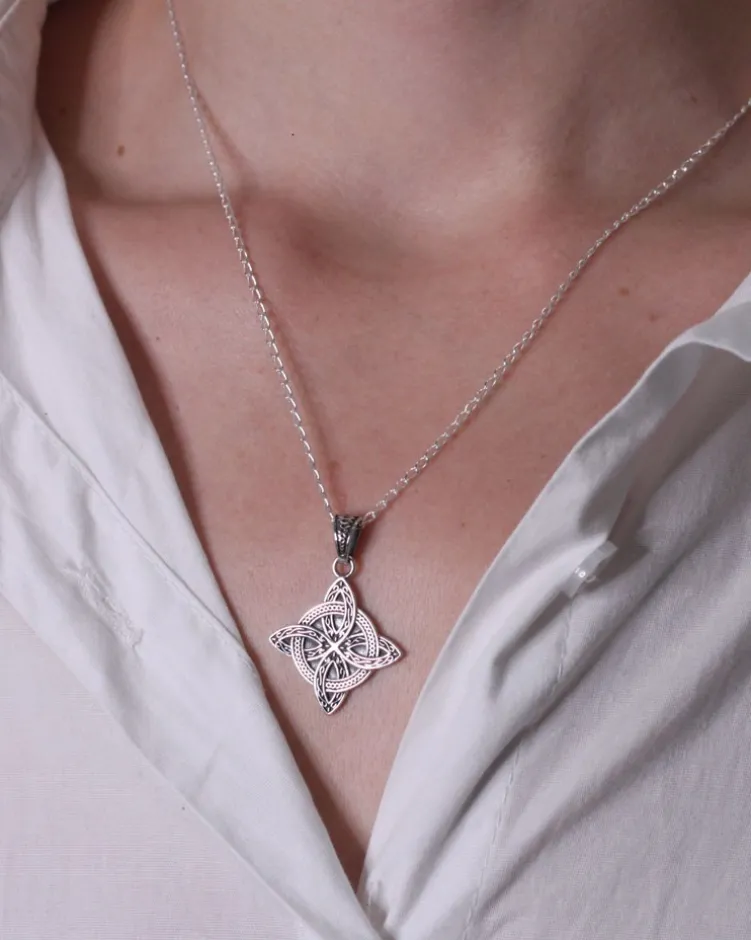 Collar Sihiri