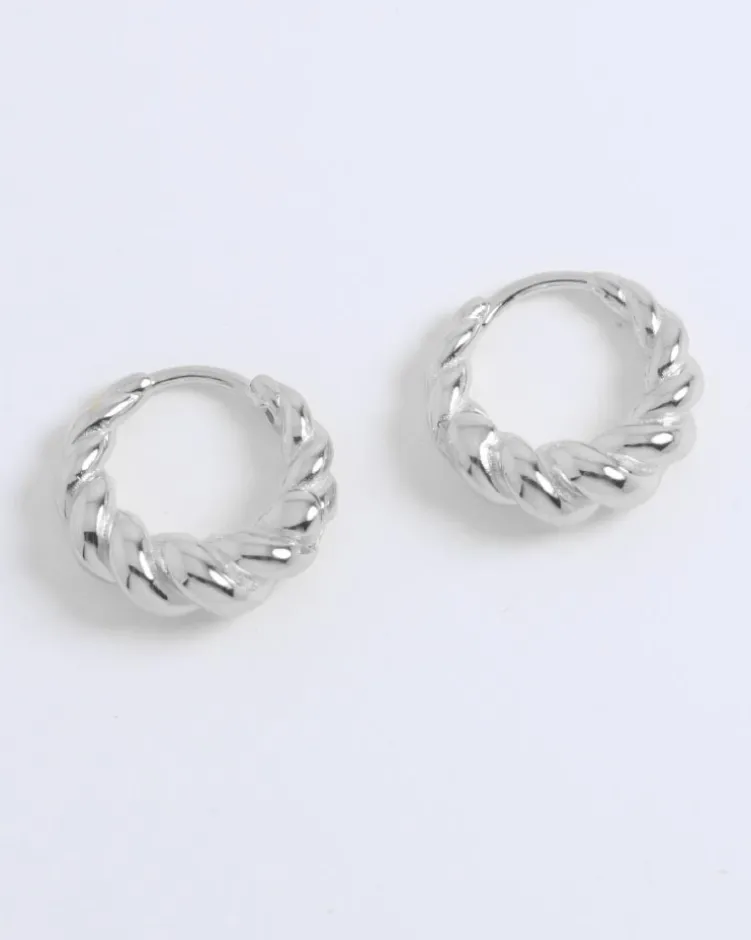 Pendientes Nebet